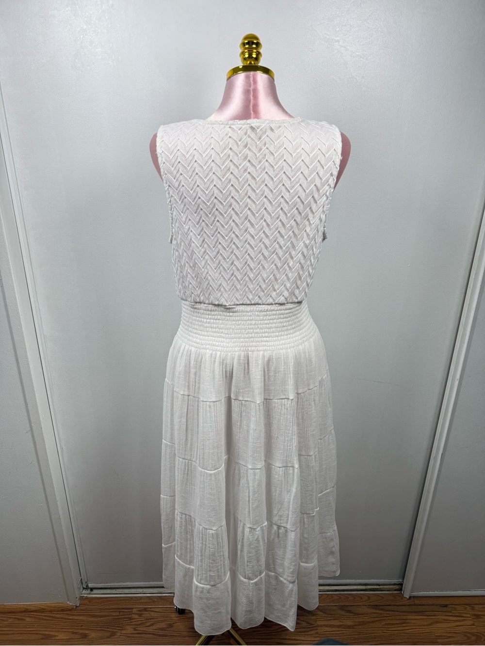Kings Road White Boho Midi Dress Smocked Waist | Size 2X - Picture 3 of 7